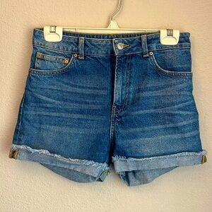 Size 2 Zara jeans shorts